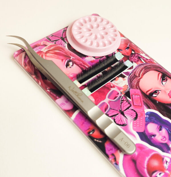 Bandeja acrílica con imanes BRATZ - Imagen 2